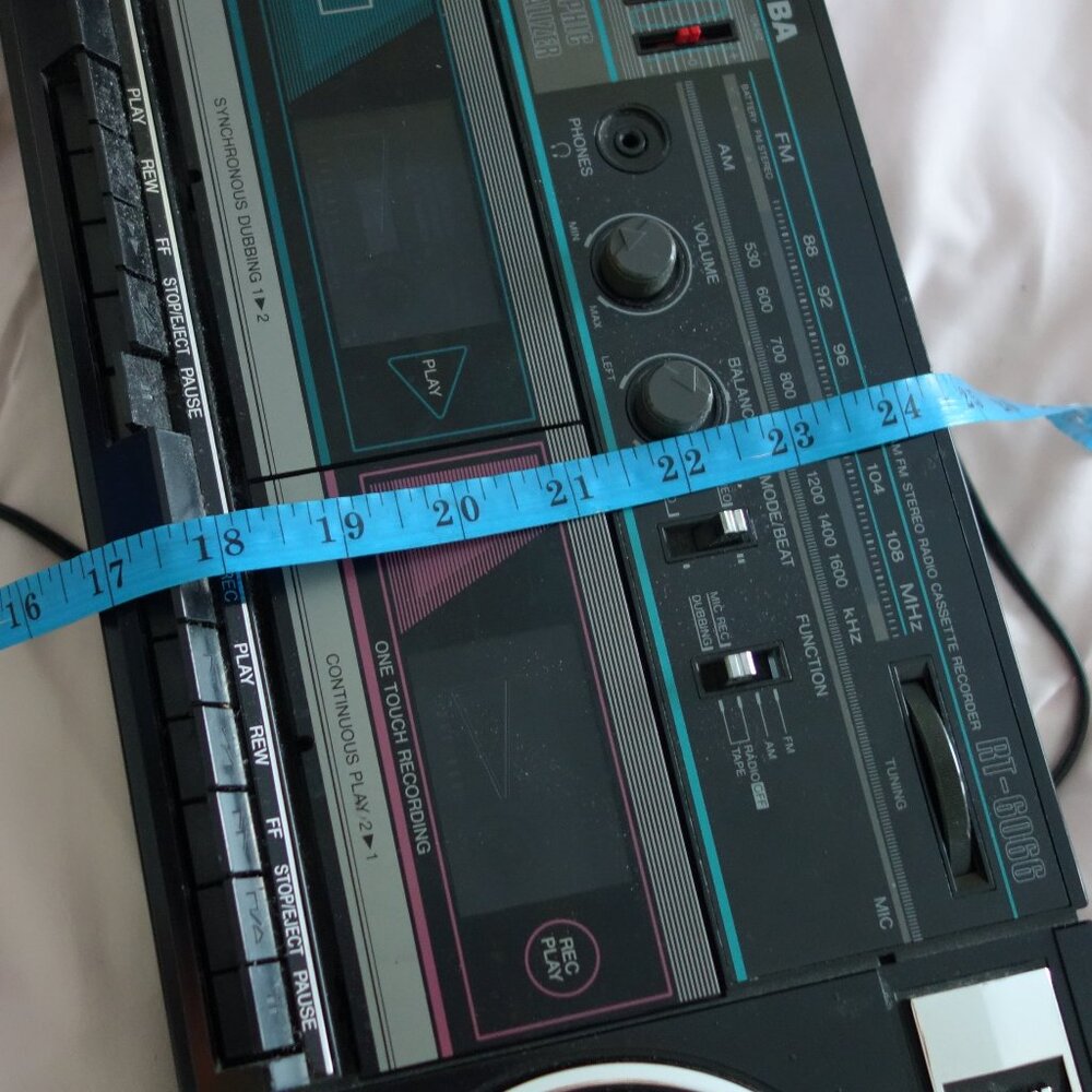 Vintage Toshiba RT-6066 Black FM/AM Dual Cassette Recorder Boombox - Picture 14 of 16